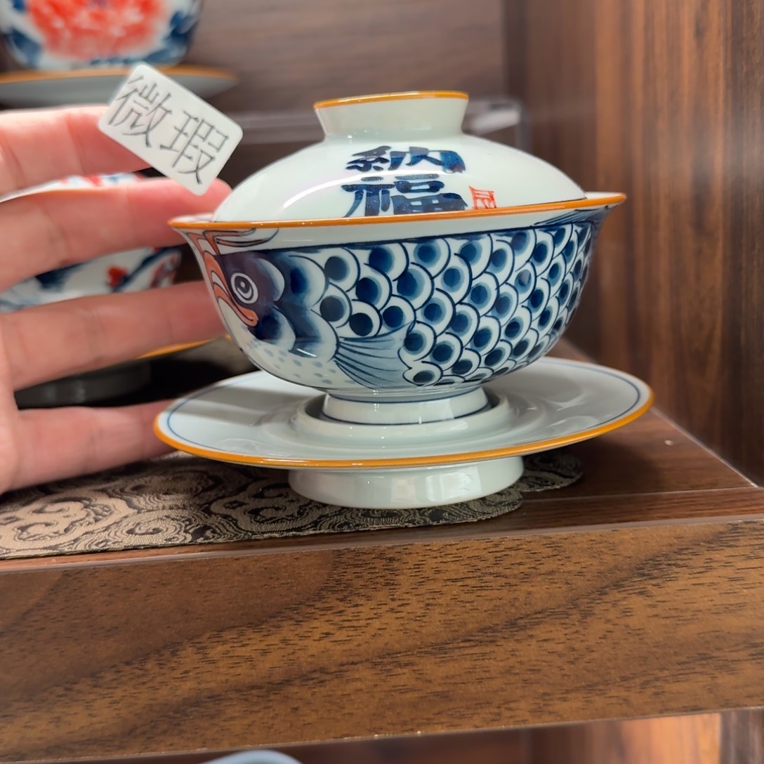 釉下手绘茶具微瑕