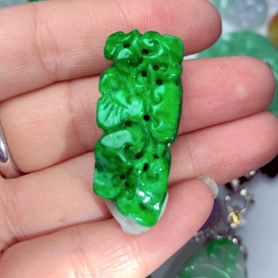 翡翠吊坠(不含链)未镶嵌