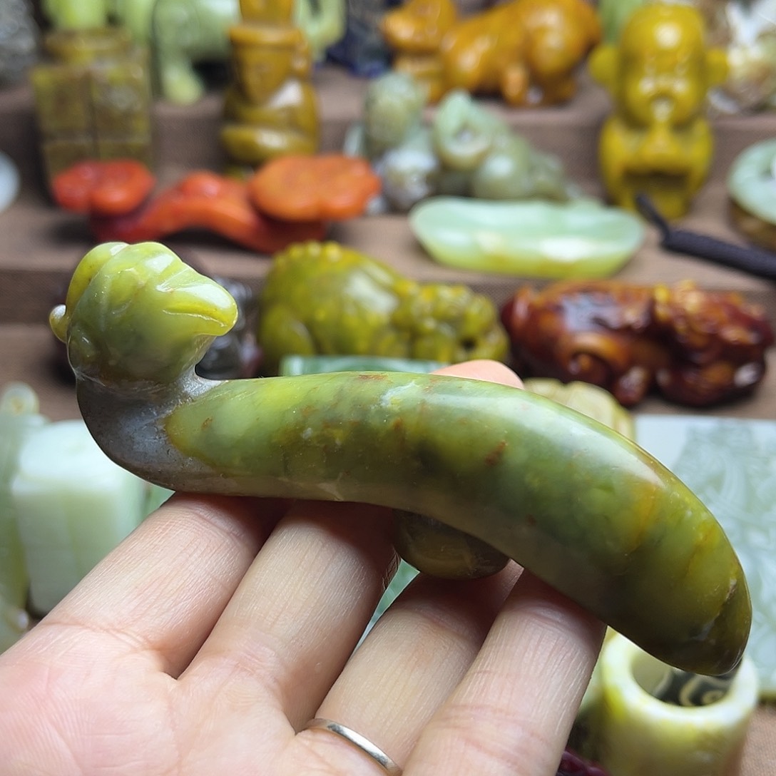 白玉菩提吊坠81。。