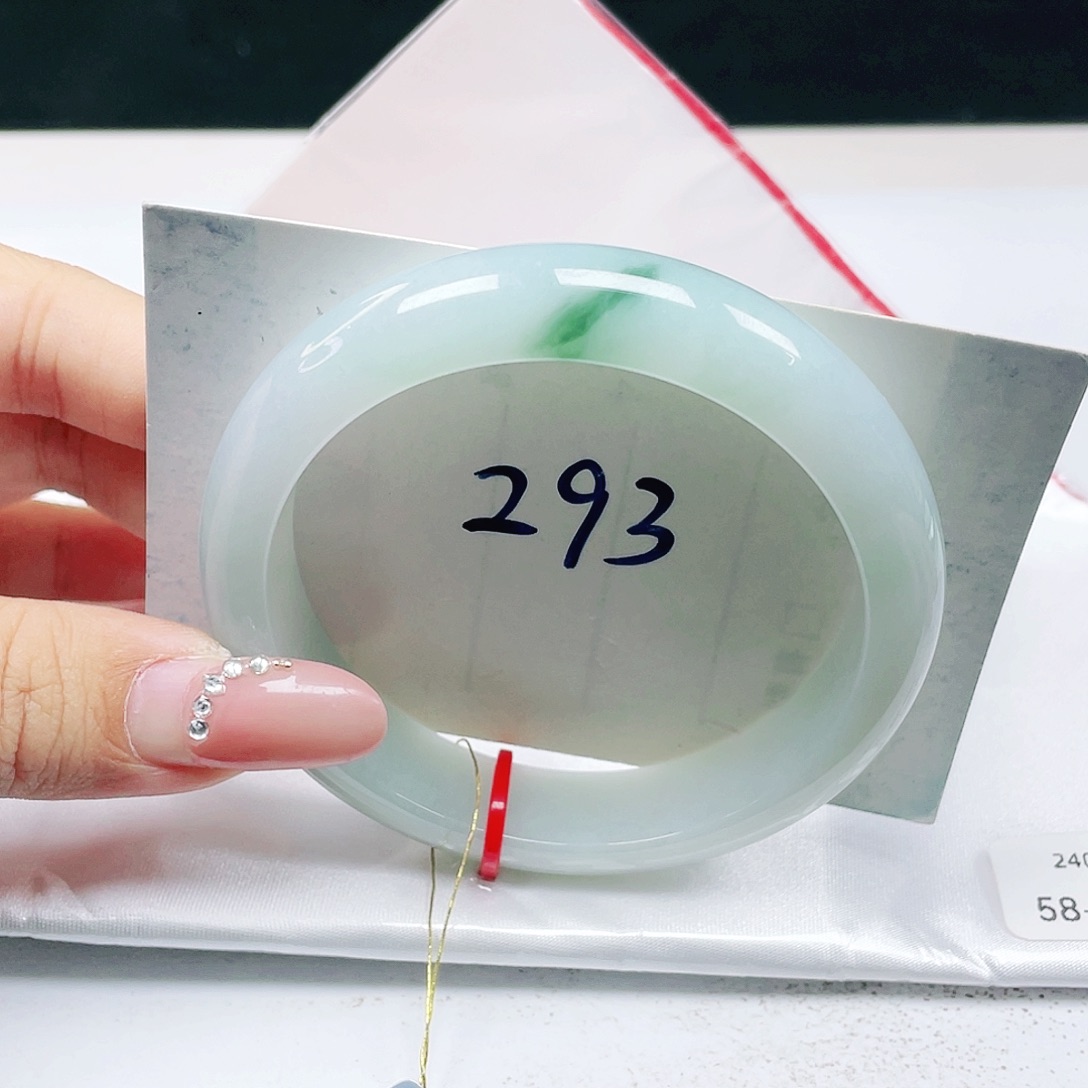 翡翠未镶嵌手镯 正圈58+