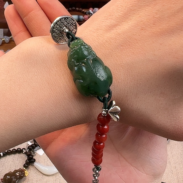 未镶嵌手链和田玉