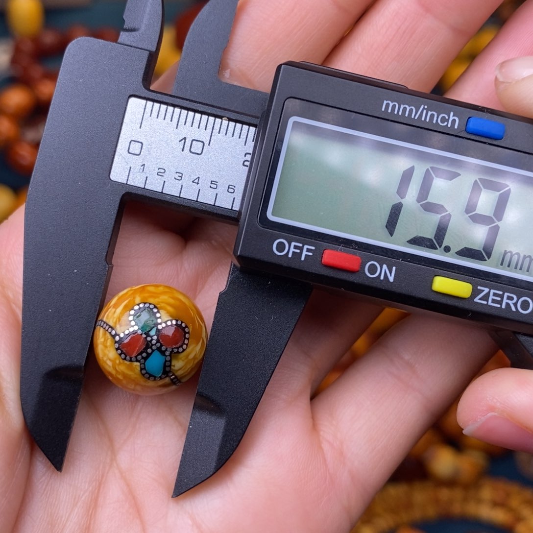 蜜蜡裸石未镶嵌蜜蜡