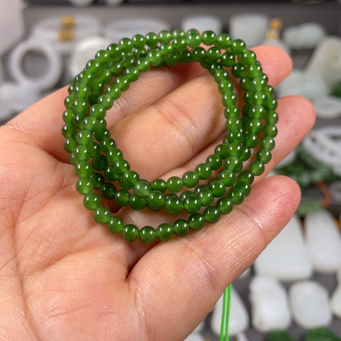 和田玉未镶嵌颈饰肤****右