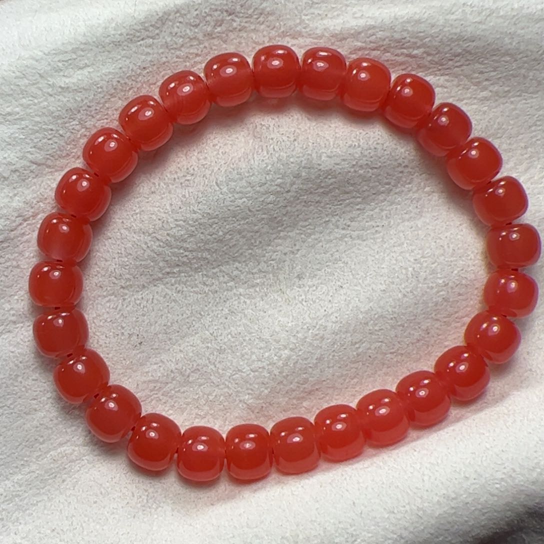 南红玛瑙手串未镶嵌6*6