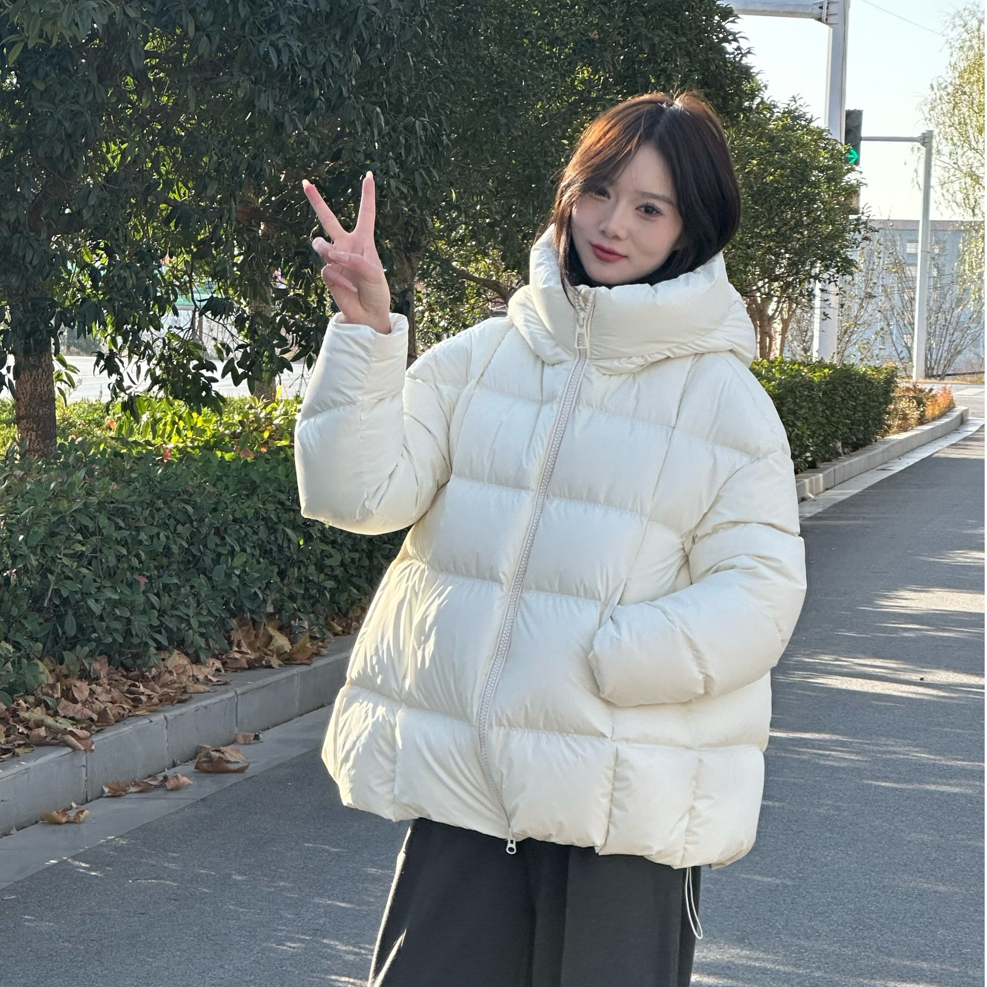 【现货+现发】云朵泡芙300g极寒羽绒服女2025新国标白鸭绒加厚保暖