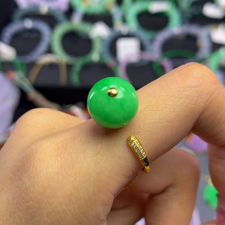 翡翠手链18K金镶嵌翡翠