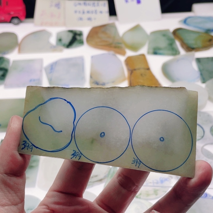 定制翡翠未镶嵌定制