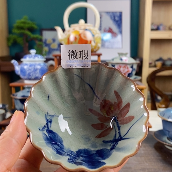 瓷片手工制作工艺精湛等特点为