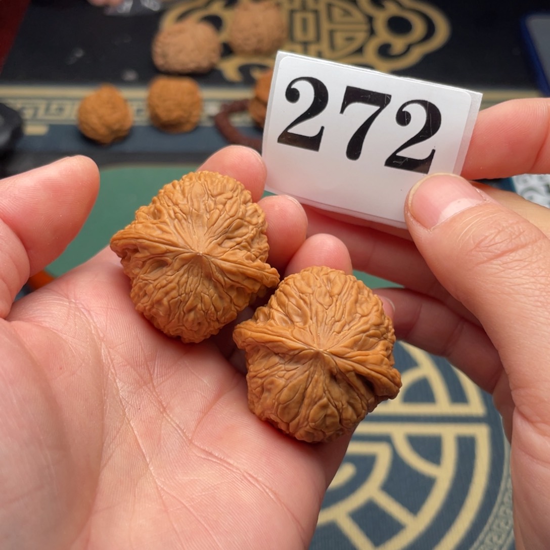 桃核吊坠36全品泥鳅背272号