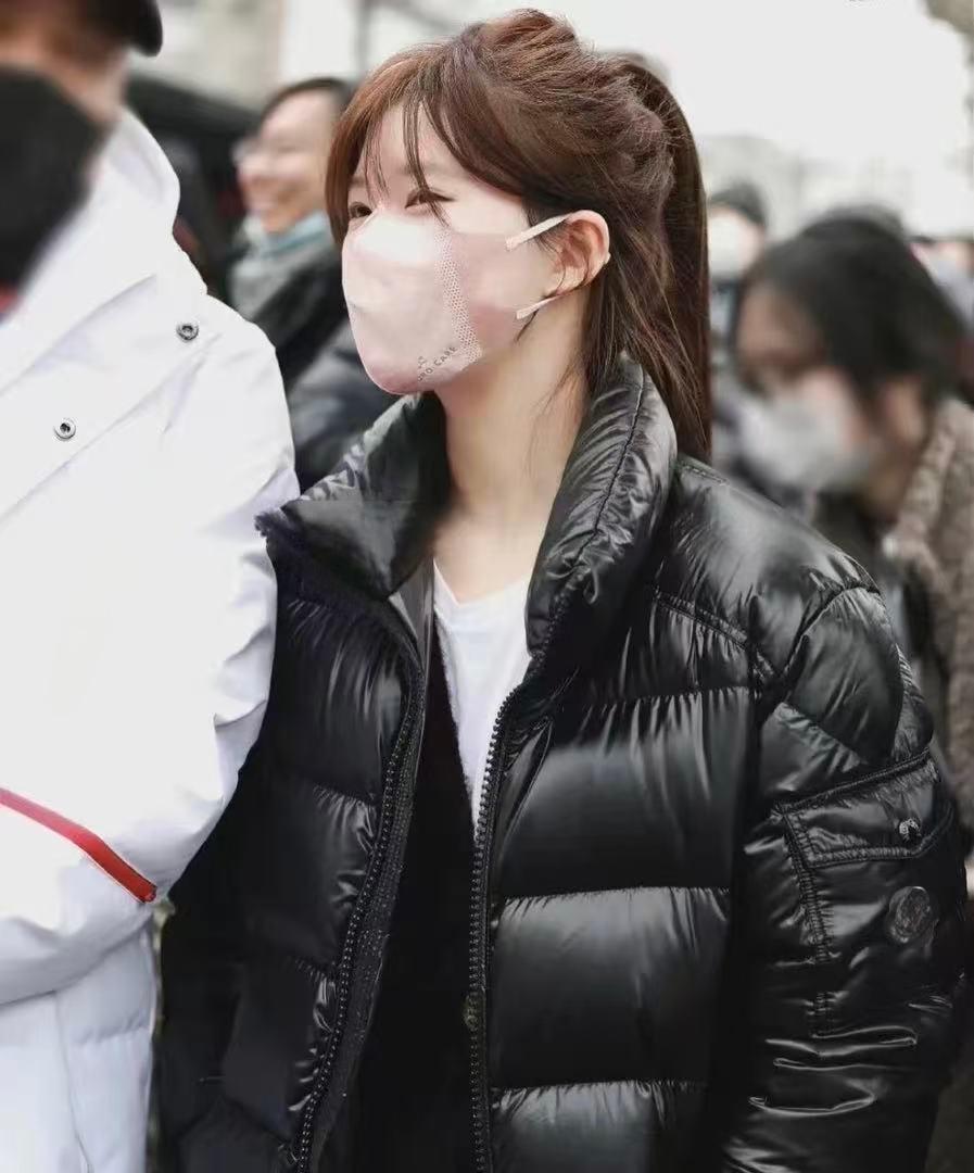 经典maire女款90白鹅绒羽绒服外套