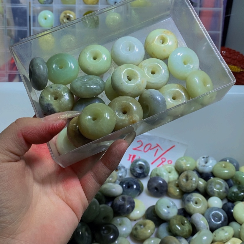 【闪购商品】蛇纹石玉其他未镶嵌154