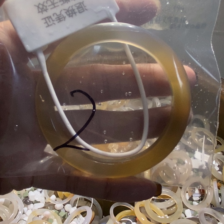 T***.玛瑙/玉髓未镶嵌手镯2号