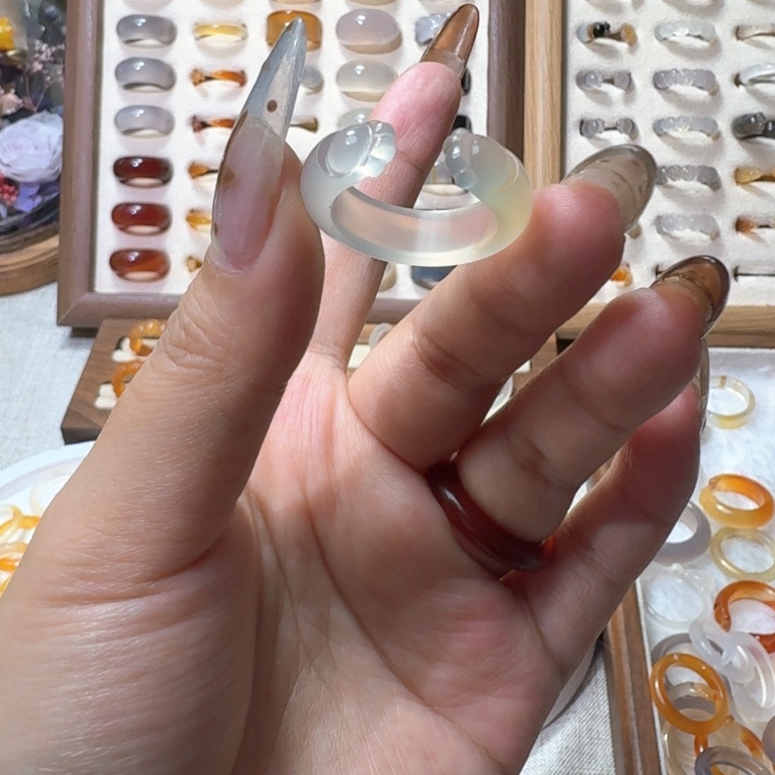 未镶嵌戒指玛瑙/玉髓479港18