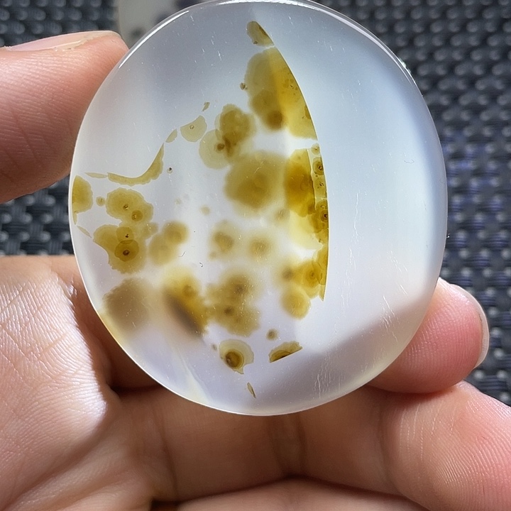 未镶嵌颈饰玛瑙/玉髓宝*