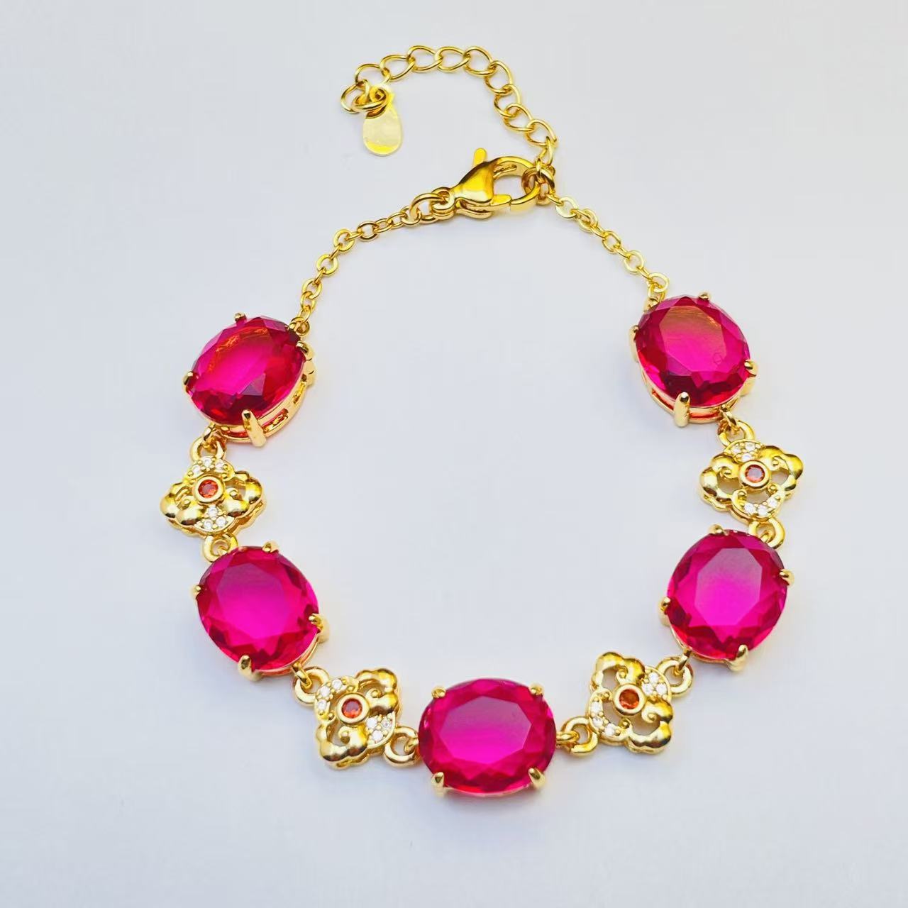 鼎奢 D125 时尚源头甄选配搭首饰有礼盒手链