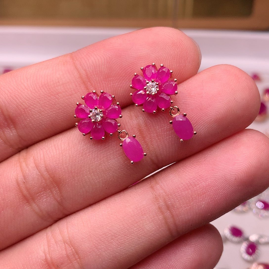 红宝石耳饰银S925镶嵌