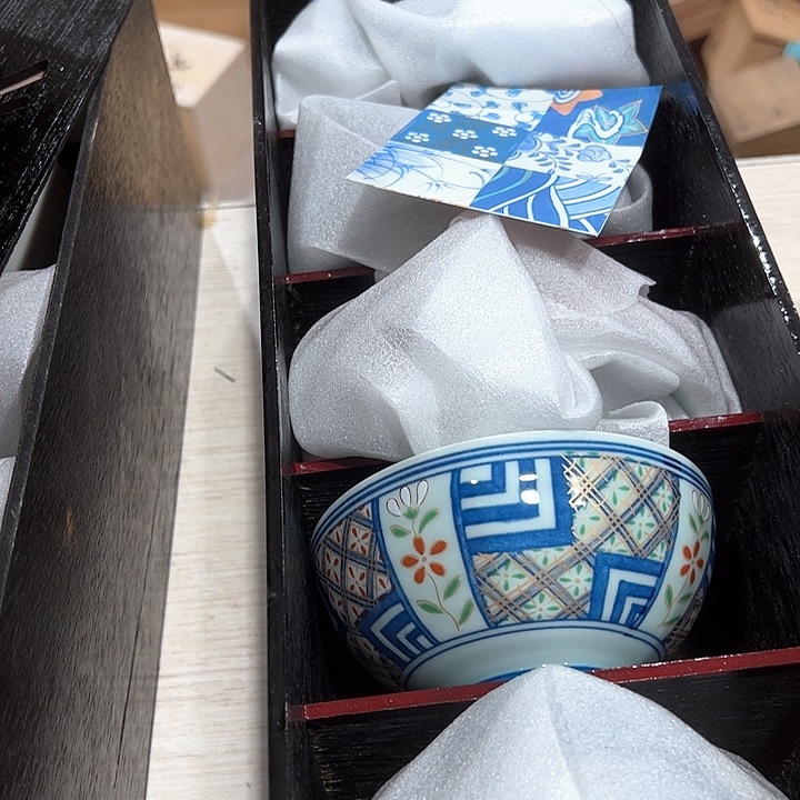 大**器新亿阁工艺品中古瓷器商品无售后