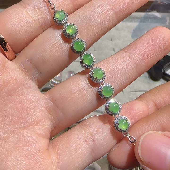 定制翡翠未镶嵌翡翠