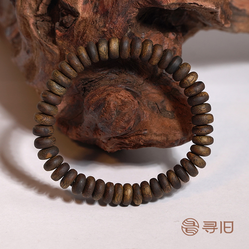 寻旧 沉香【菩萨蛮】海南莺歌绿奇楠算盘珠单圈沉香手串收藏112SA08