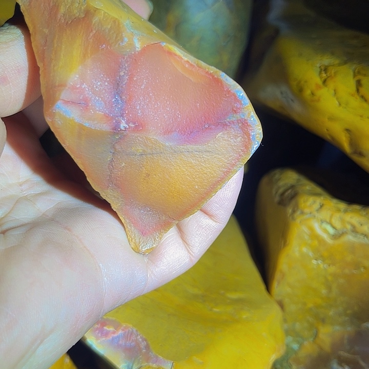 江西石美*黄蜡石的设计