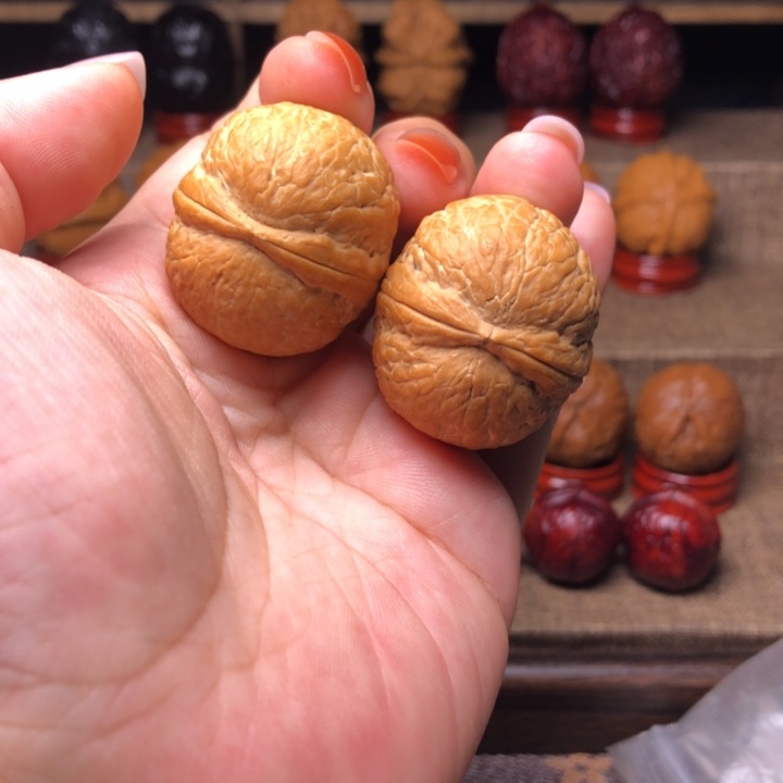 把件橄榄核10碧海龙珠33+