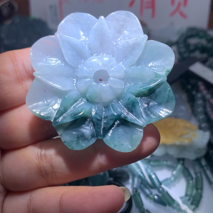翡翠颈饰未镶嵌保真天然A货翡翠