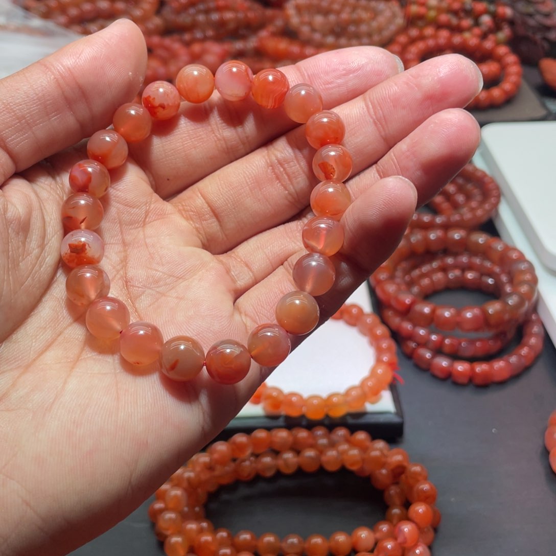 南红玛瑙手链未镶嵌
