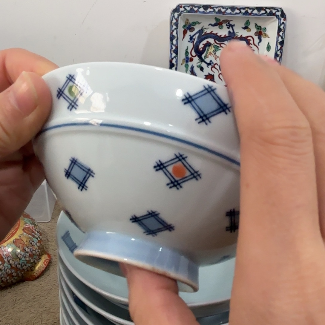 瓷片非常好看漂亮的物品 