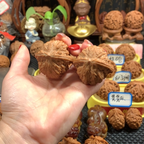 文玩核桃把件山地磨