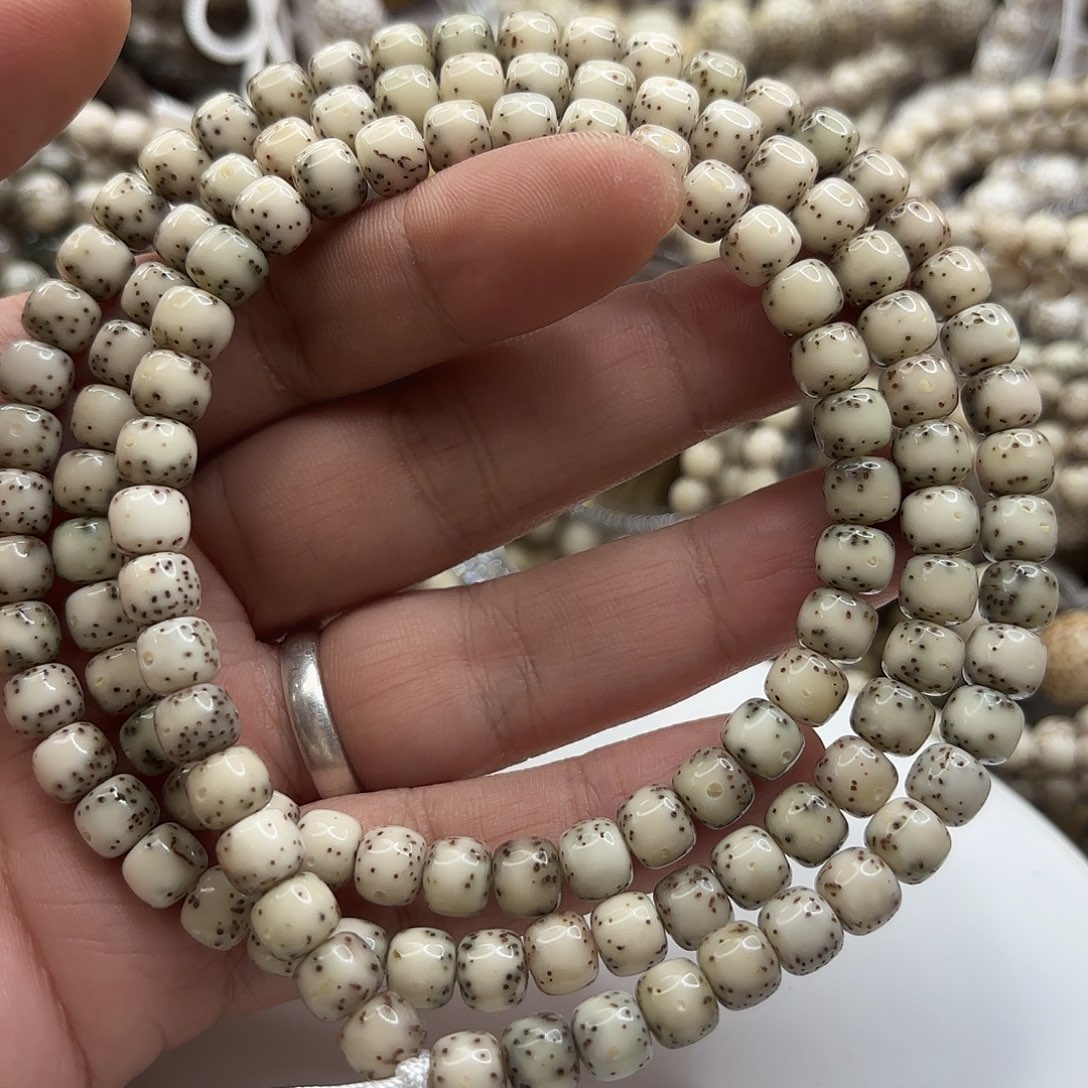 吊坠星月菩提76冰糖通体大留白