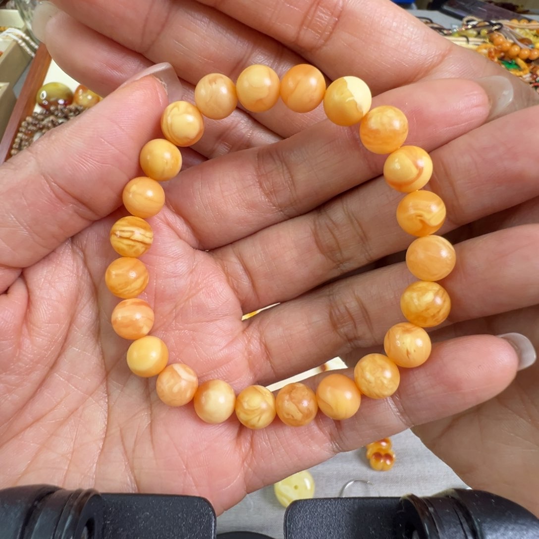 蜜蜡裸石未镶嵌蜜蜡