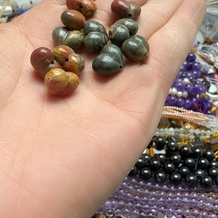 玛瑙/玉髓未镶嵌珠宝半成品一颗14mm毕加索屁桃