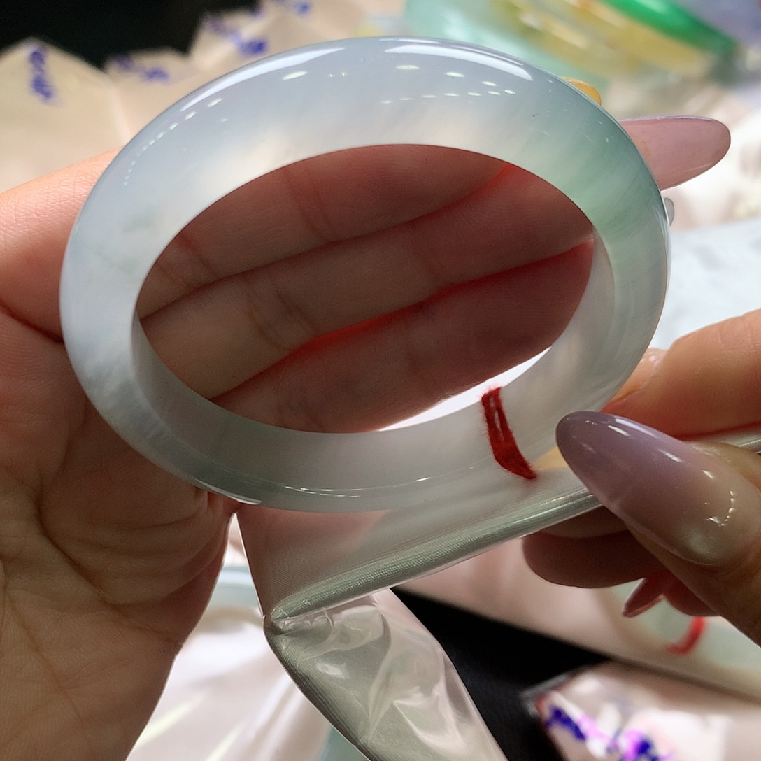 翡翠未镶嵌手镯54正