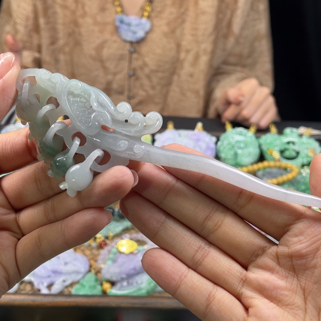 翡翠未镶嵌颈饰代编织