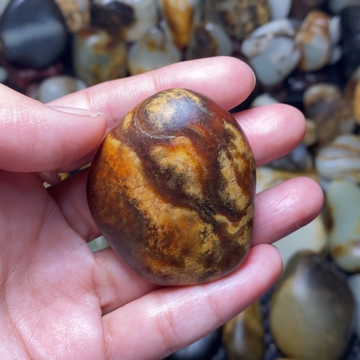 和田玉（青玉）3未镶嵌天***络