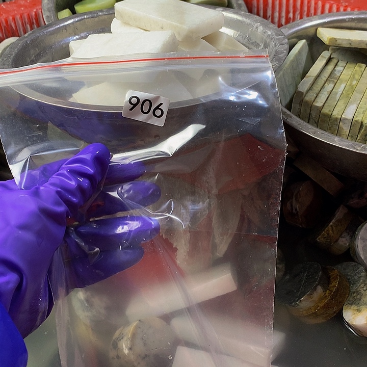 蛇纹石玉原未镶嵌用****6