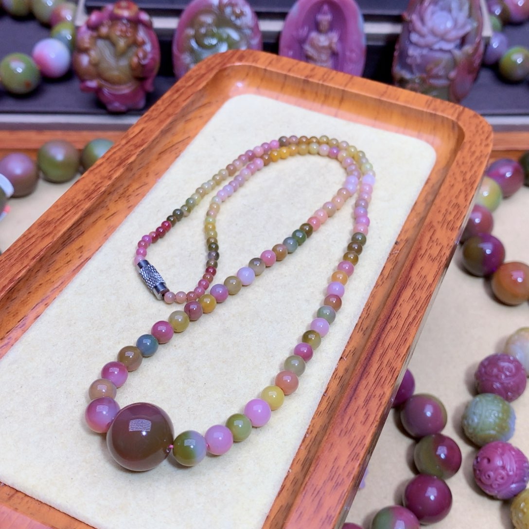 玛瑙项链未镶嵌盐源