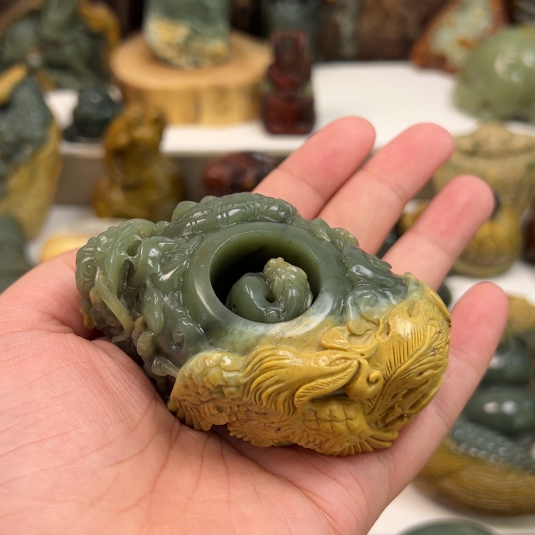 天***涯岫岩河磨玉（透闪石质玉）未镶嵌把件