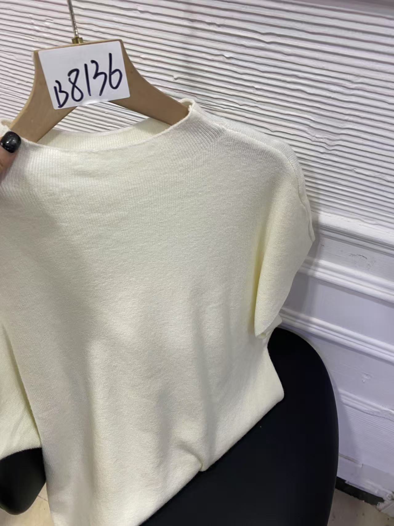 BIAORAN/标冉2025春季新款休闲百搭减龄飞袖针织上衣8136
