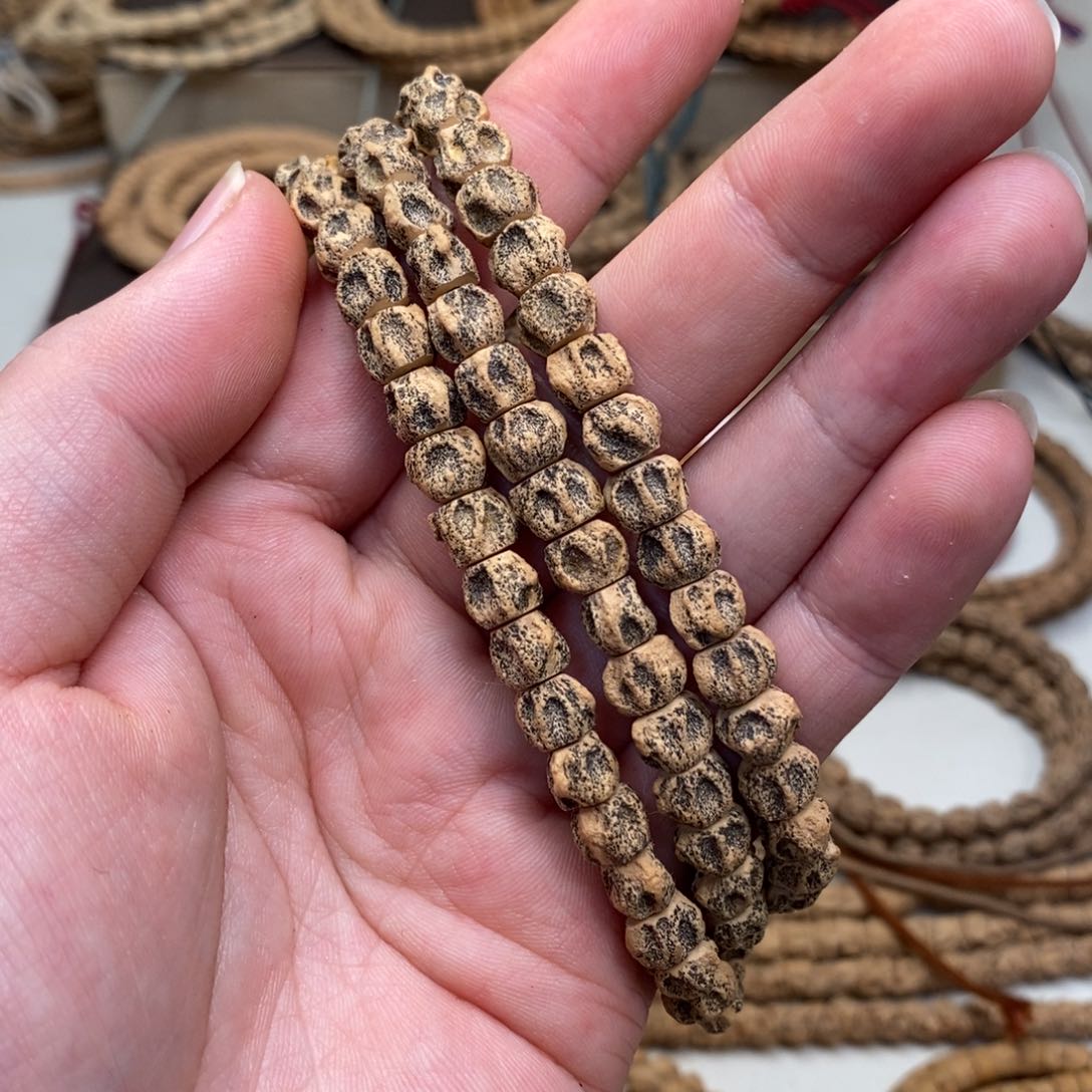 柏香籽/百香籽吊坠