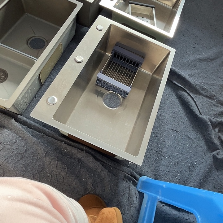 方形款50.40水槽➕方龙头一整套