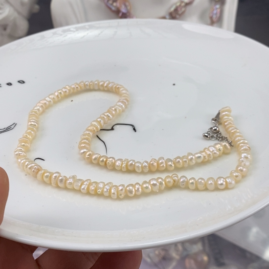 淡水珍珠颈饰未镶嵌