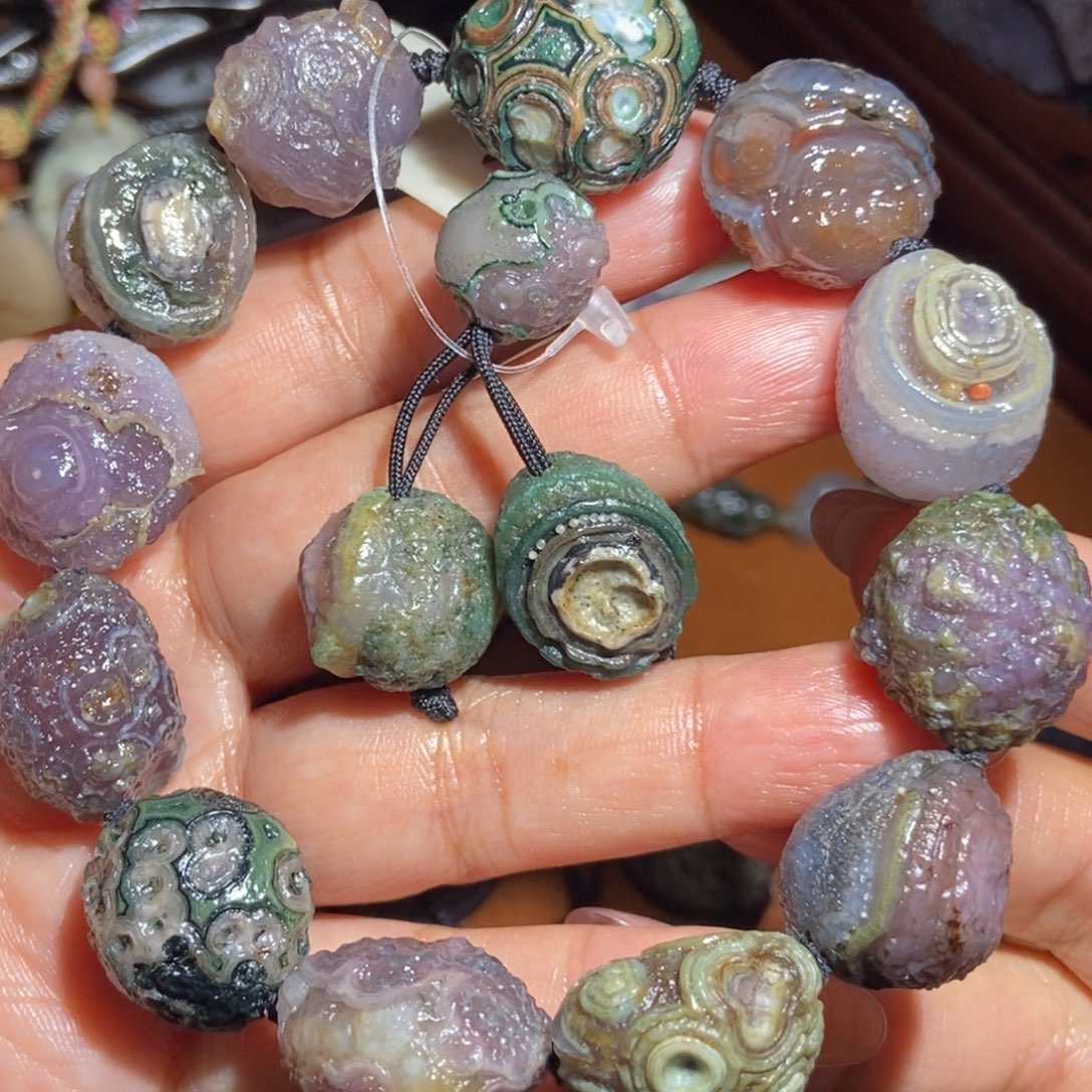 玛瑙/玉髓未镶嵌珠宝半成品