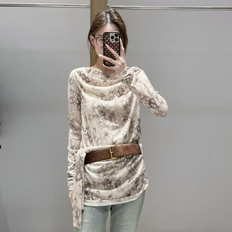 【现货】AVVENN2025冬季新品设计师款印花一字领T恤秋冬休闲打底衫