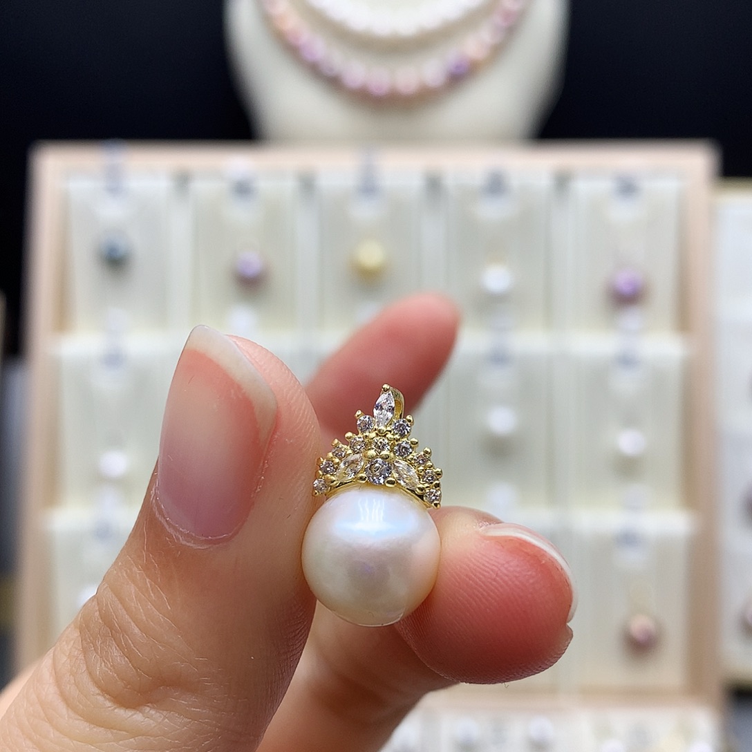 淡水珍珠合金颈饰