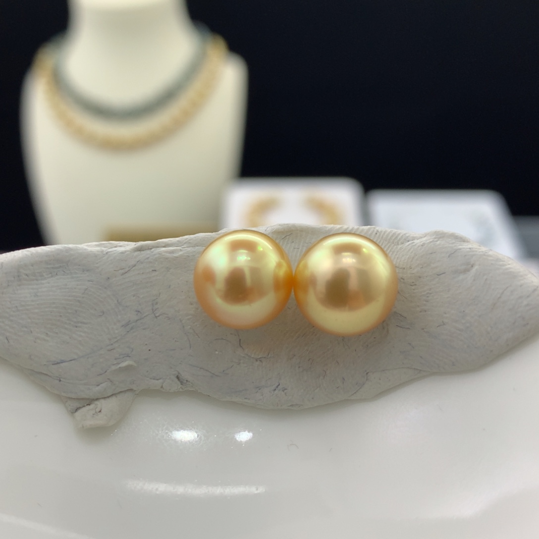 未镶嵌裸珠定制海水珍珠9.5-9.7MM茶金正圆极细微瑕对珠