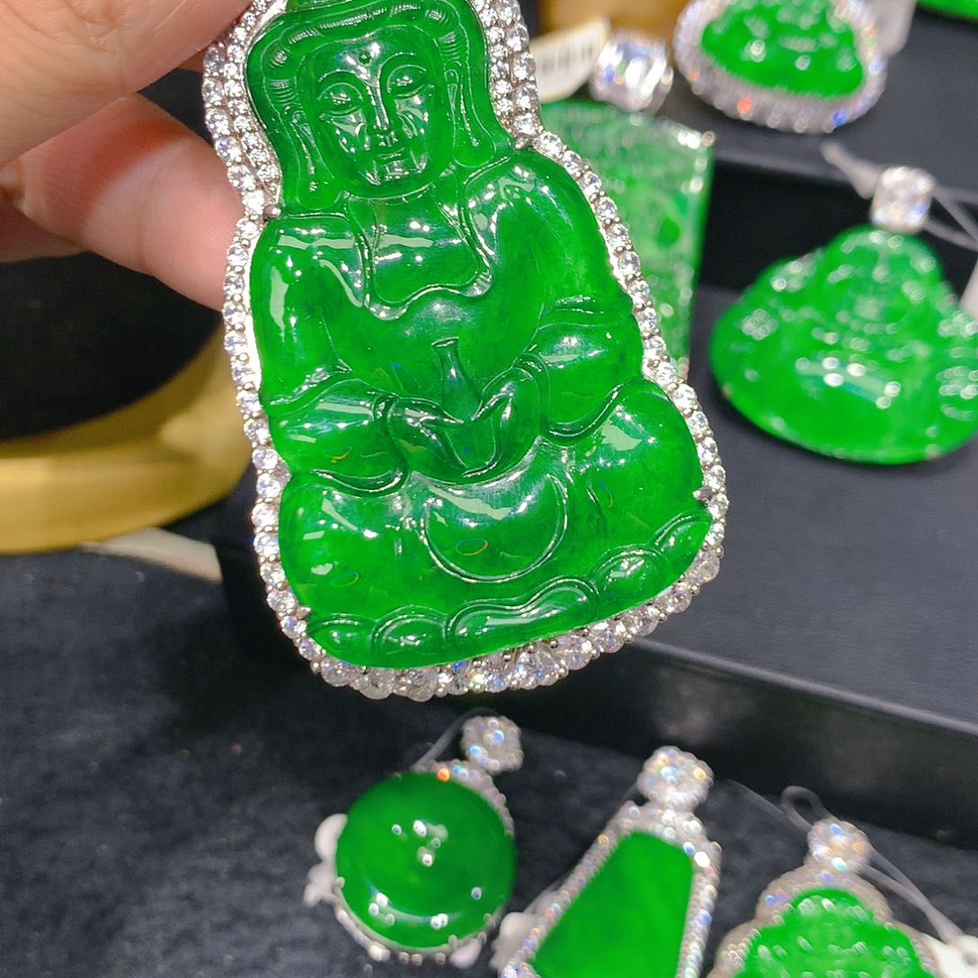 颈饰银S925镶嵌翡翠0886633