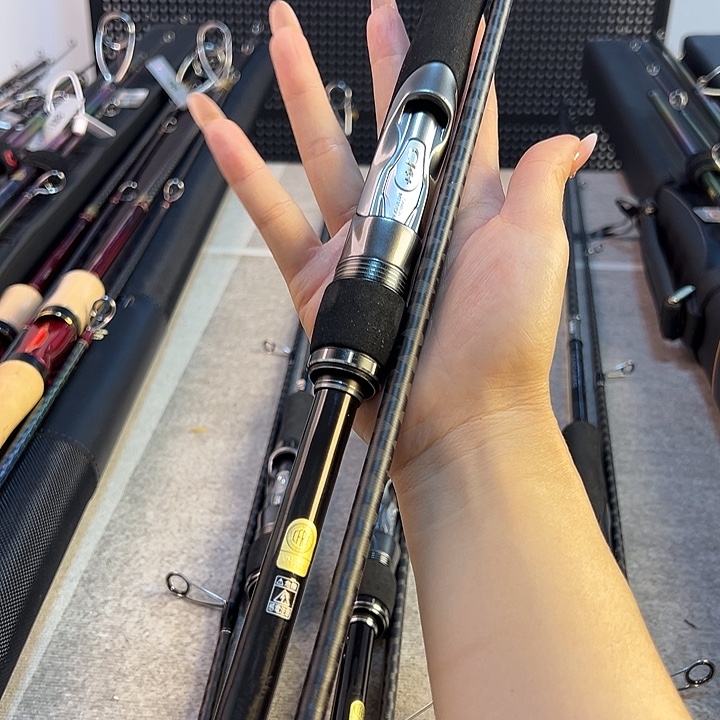 2.4m1.95m1.98m2.1m碳素两节路亚直柄钓鱼杆