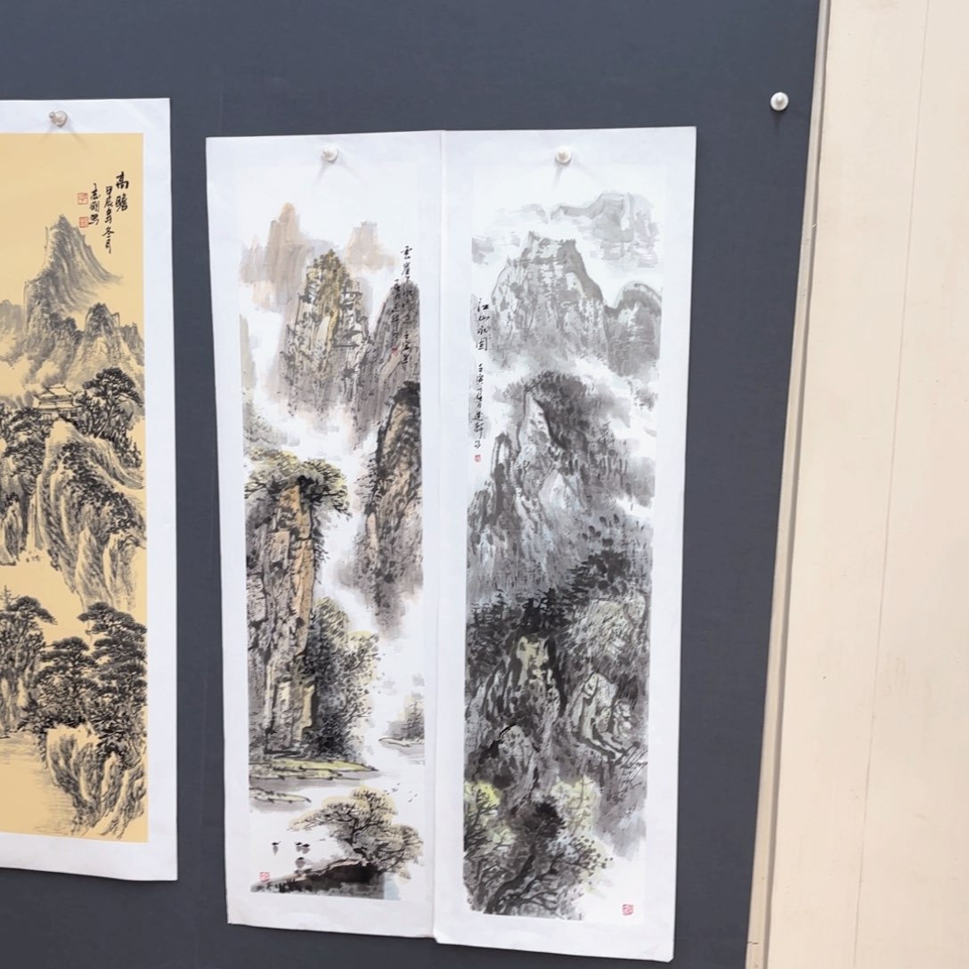 国画用****3贾述轩四尺对开山水朱