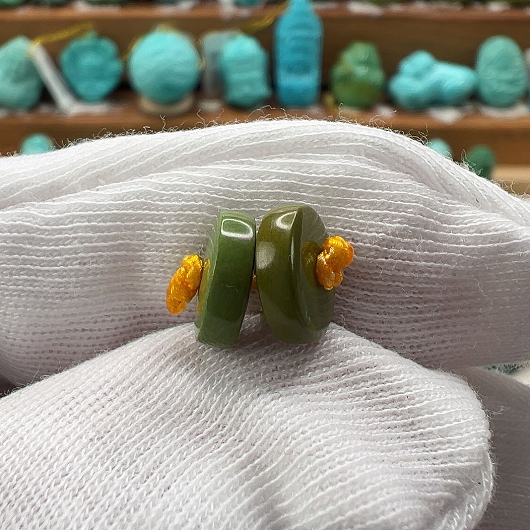 绿松石配饰未镶嵌